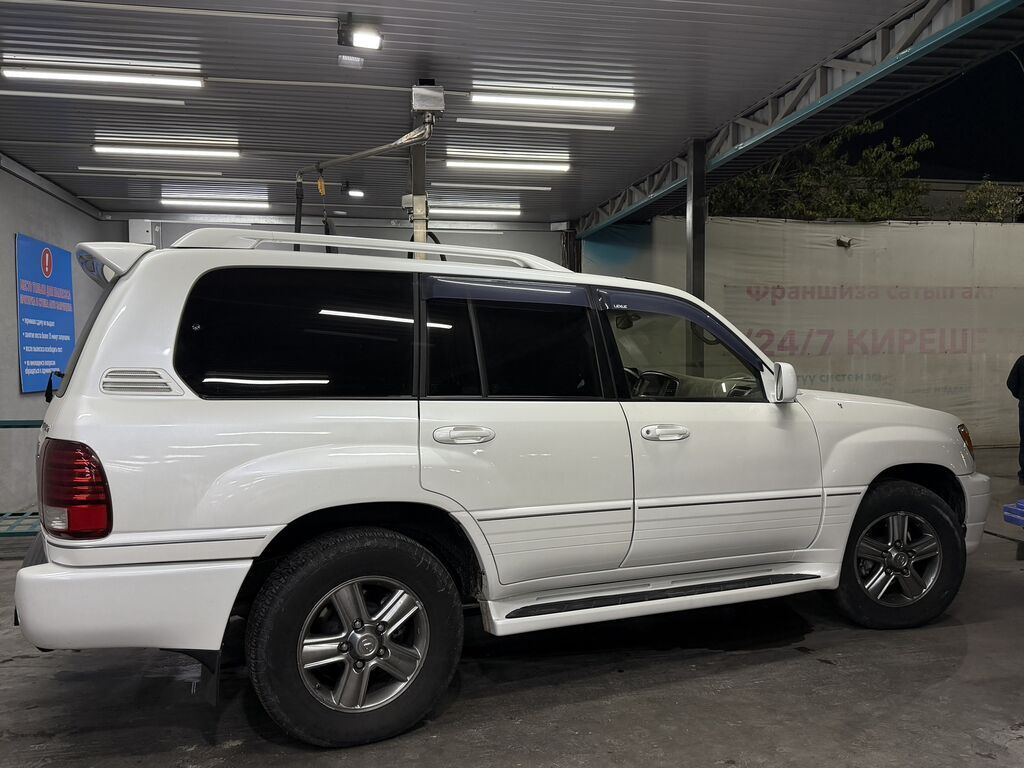 Lexus LX: 2005 г., 4.7 л, Автомат, Газ, Внедорожник: фото 2