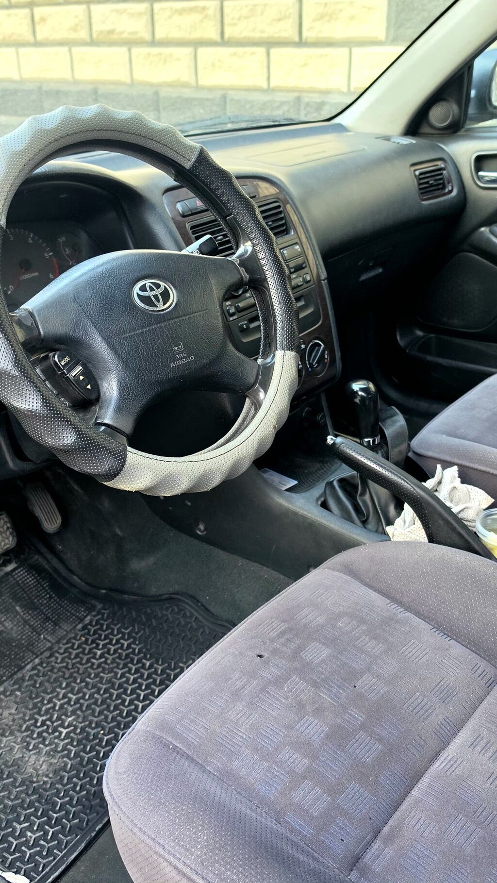 Toyota Avensis: 2002 г., 2 л, Механика, Дизель, Универсал: фото 5