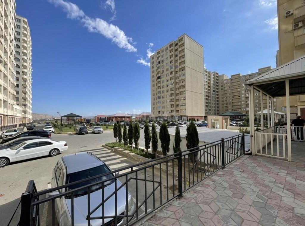 4 otaqlı, Yeni tikili, 143 kv. m