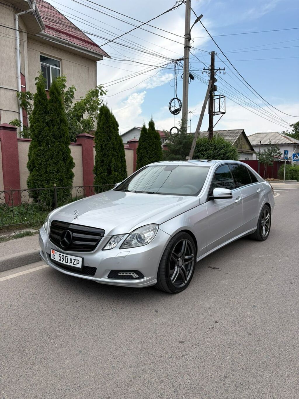 Mercedes-Benz E-Class: 2010 г., 3.5 л, Автомат, Бензин, Седан: фото 2