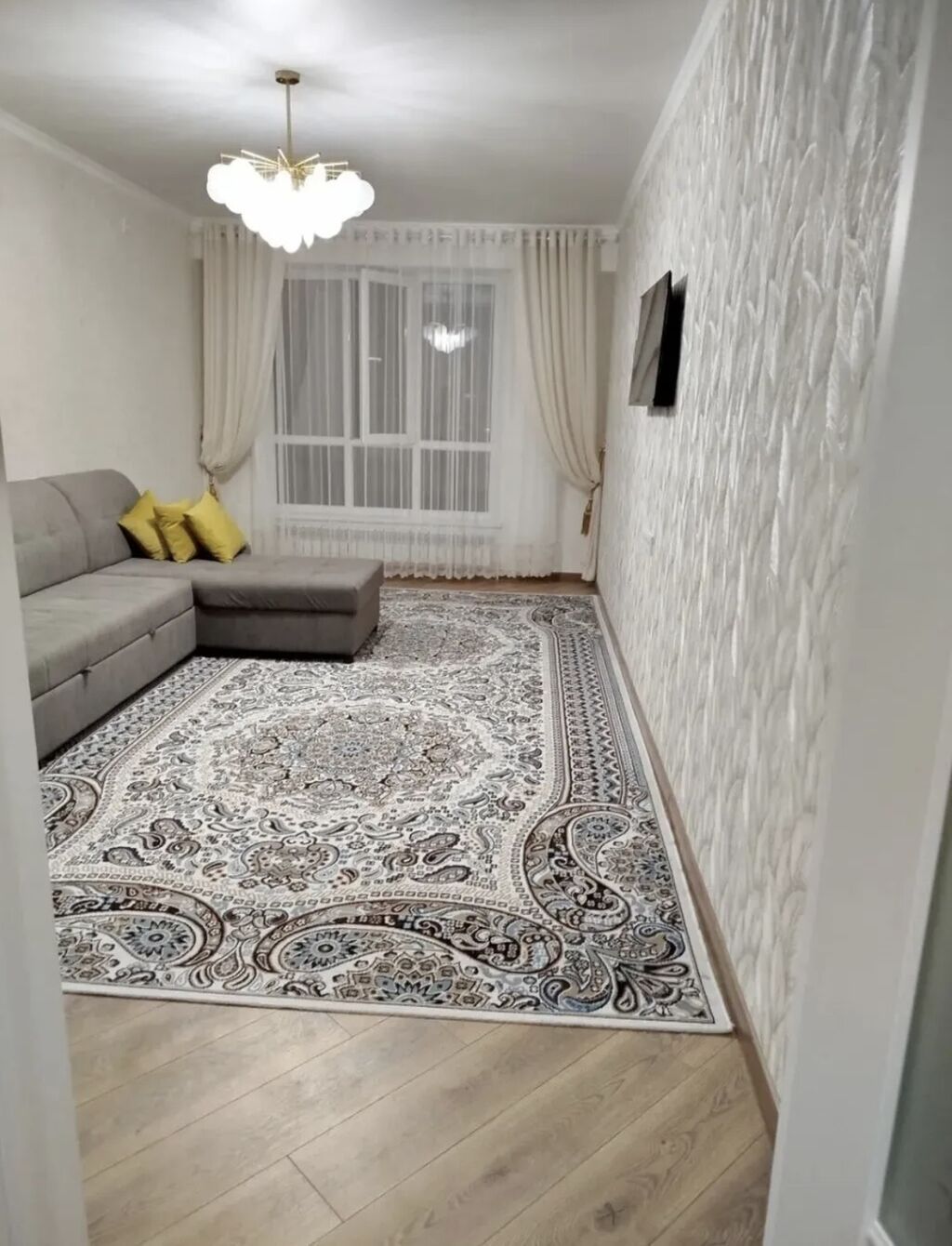 Сдается квартира со свежим ремонтом и новой мебелью. В спальне: фото 3