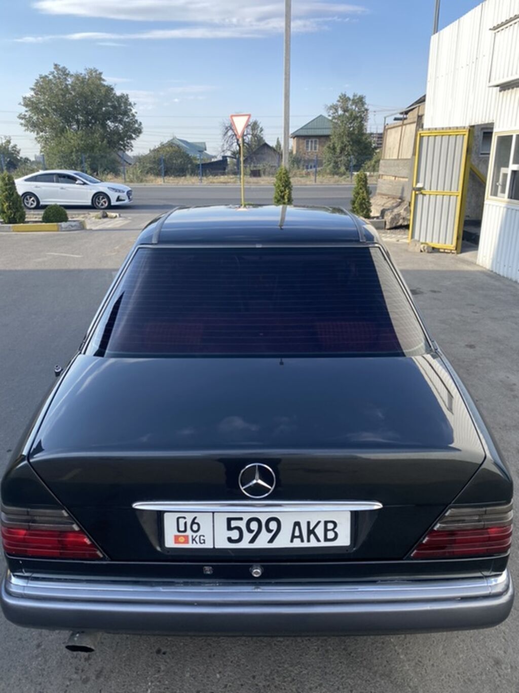 Mercedes-Benz W124: 1995 г., 2.2 л, Автомат, Бензин, Седан: фото 3