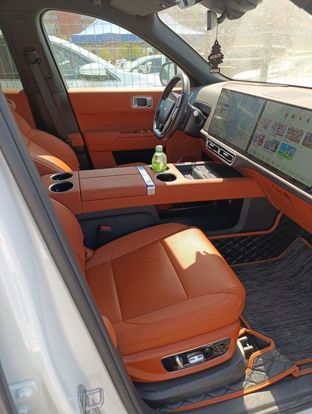 Lixiang L9: 2025 г., 1.5 л, Автомат, Гибрид, Кроссовер: фото 3