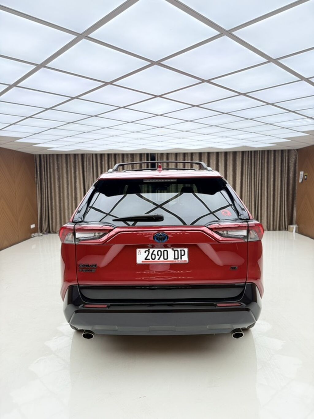Toyota RAV4: 2021 г., 2.5 л, Вариатор, Электромобиль, Кроссовер: фото 7