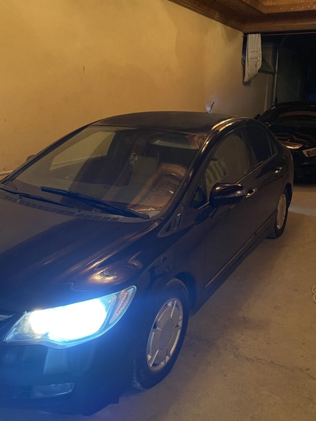 Honda Civic: 2008 г., 1.3 л, Автомат, Гибрид, Седан: фото 3