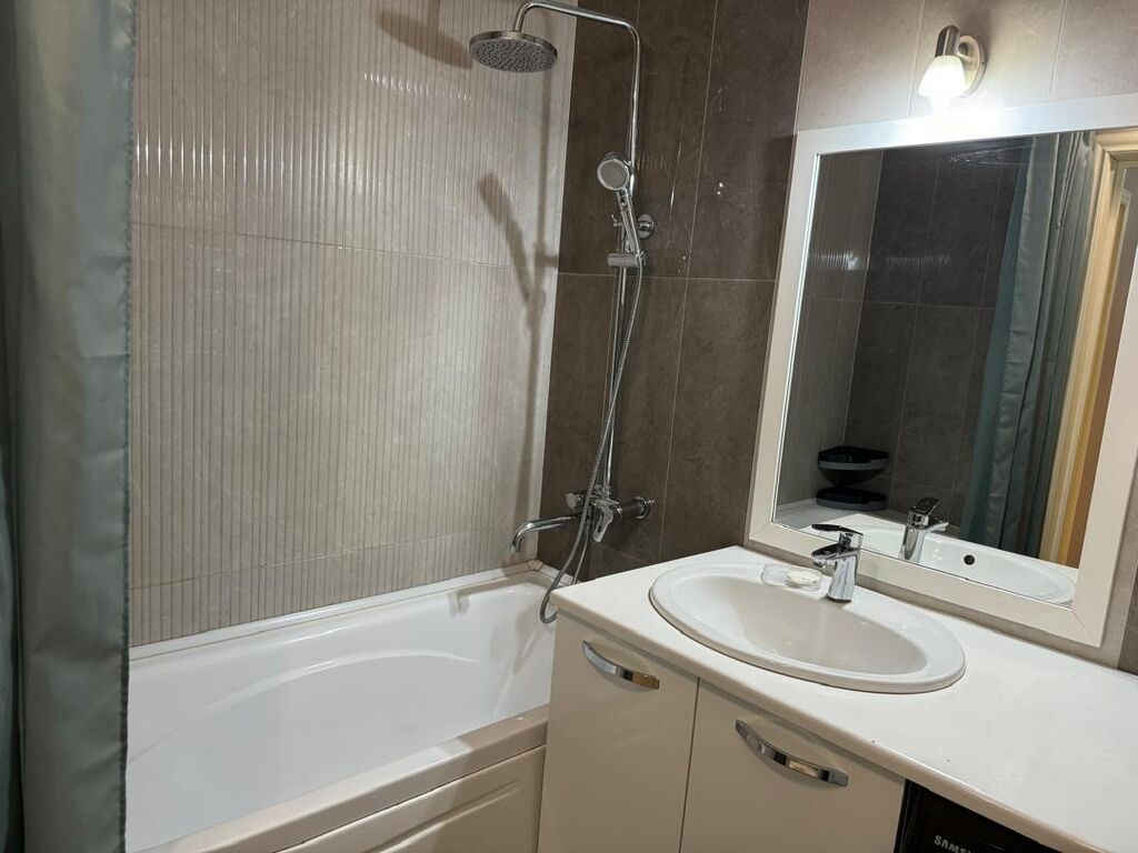 2 комнаты, 61 м², Золотой квадрат Элитка, 3 этаж, Дизайнерский ремонт: фото 7