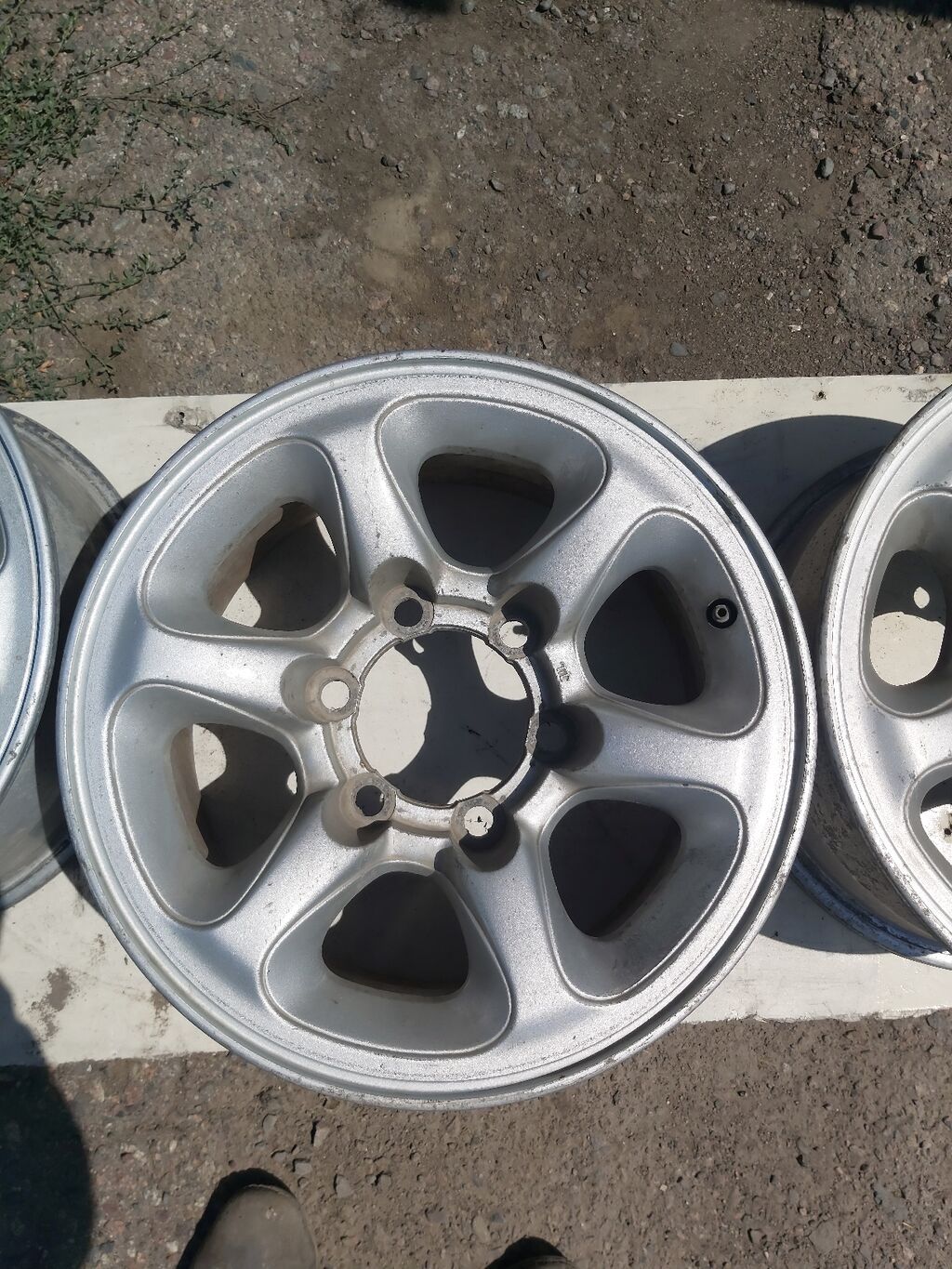Литые диски R15, комплект из 4 шт. МИТСУБИСИ ДЕЛИКА. Оригинал в: фото 2