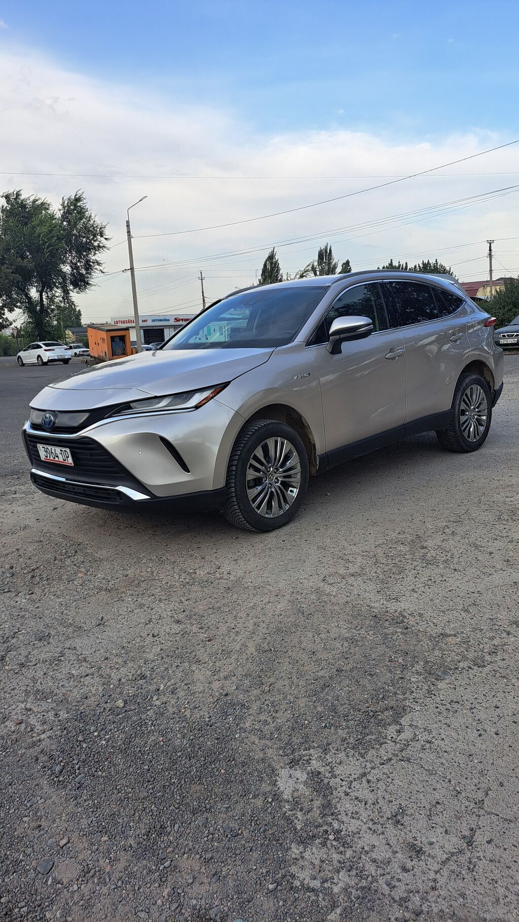 Toyota Venza: 2020 г., 2.5 л, Автомат, Гибрид, Кроссовер: фото 2