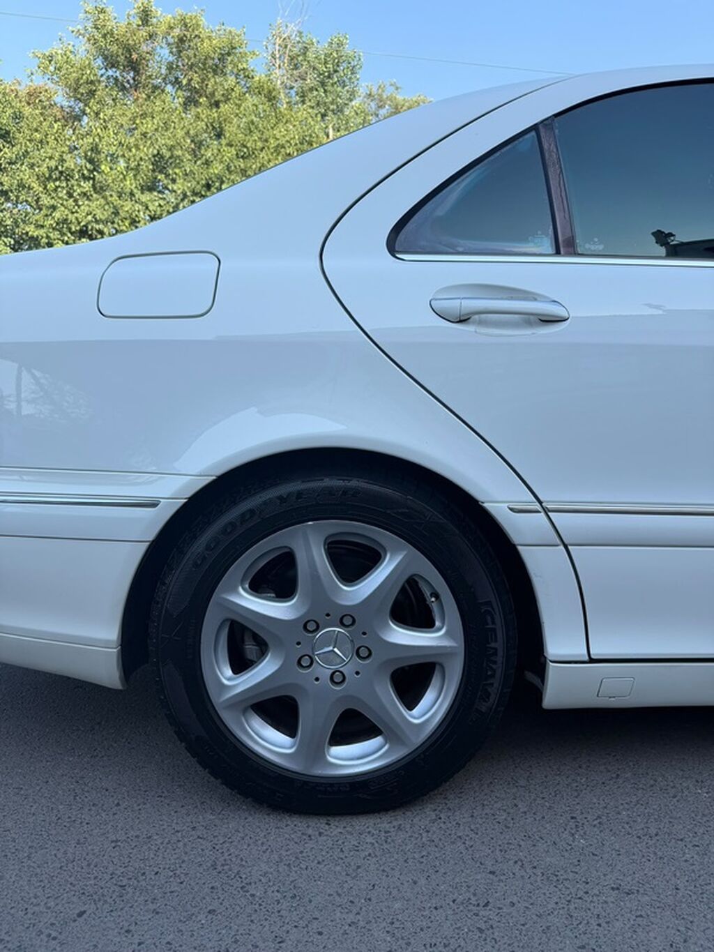 Mercedes-Benz S-Class: 2004 г., 5 л, Автомат, Бензин, Седан: фото 5