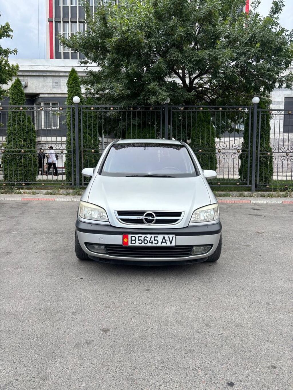 Opel Zafira: 2003 г., 1.8 л: фото 2