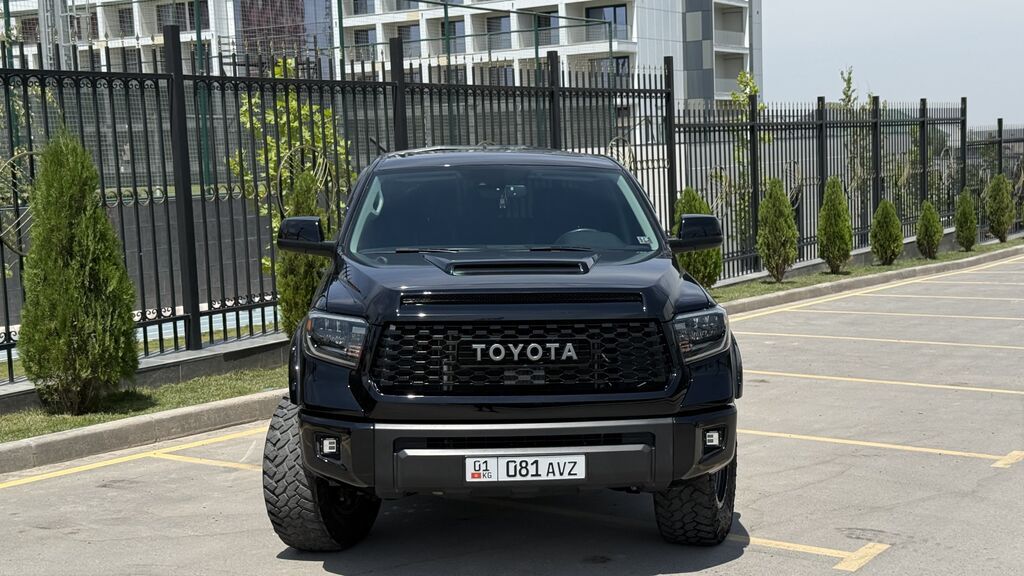 Toyota Тундра: 2021 г., 5.7 л, Автомат, Газ, Пикап: фото 4