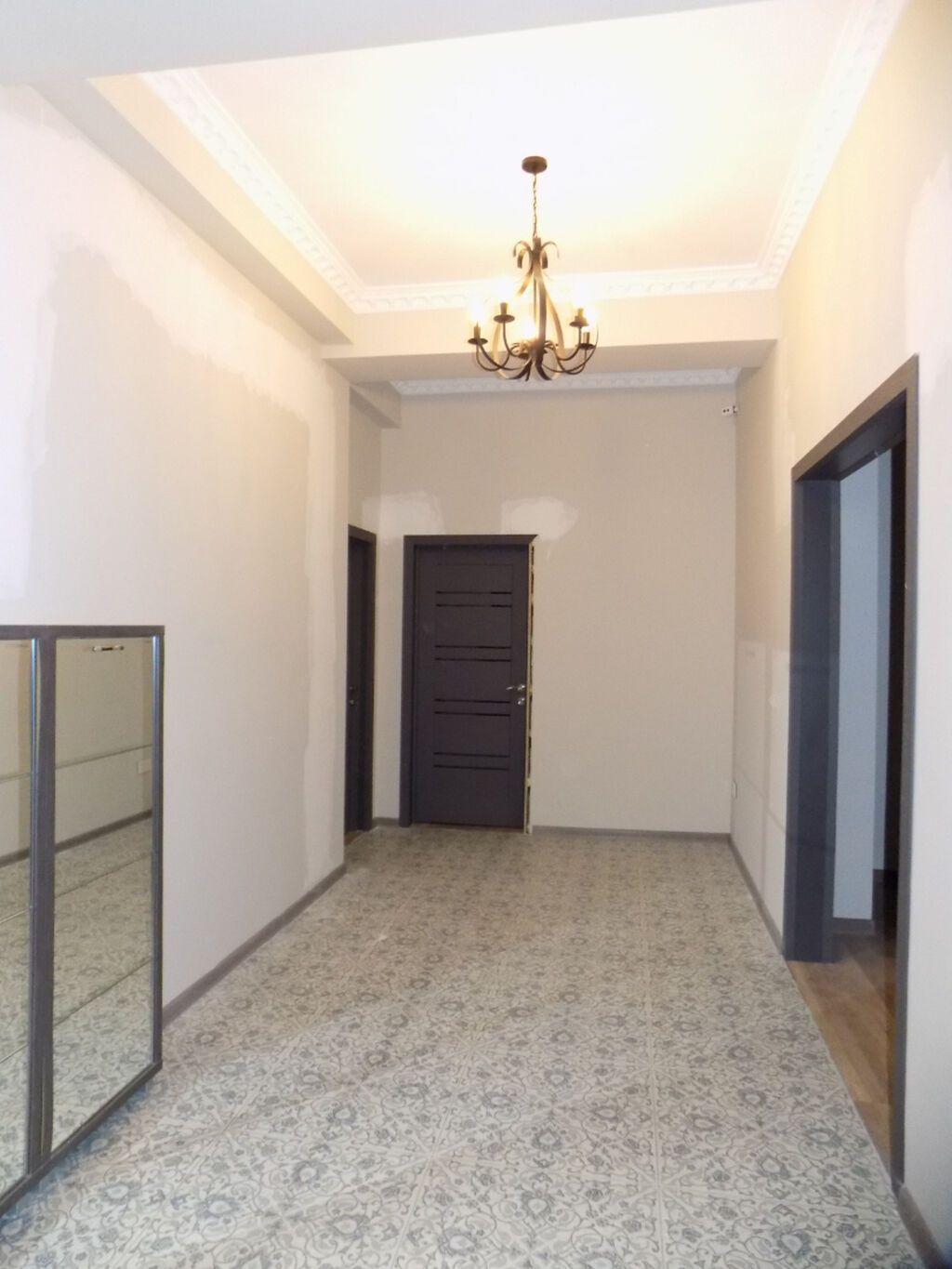 Xətai rayonu, “Ağ Şəhər” yaşayış kompleksində ön sırada yerləşən Yaşıl
