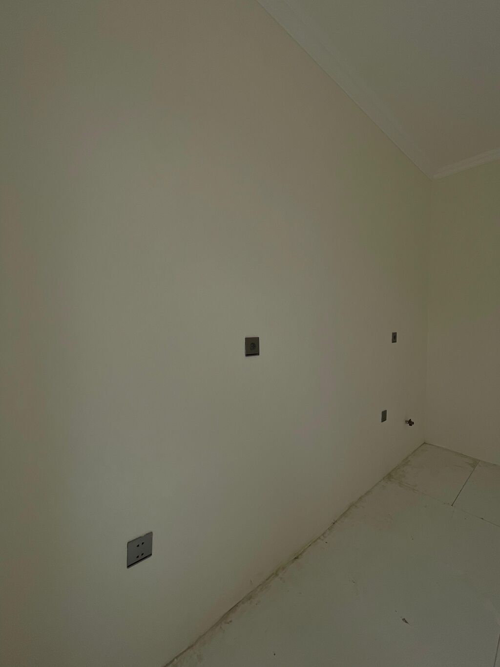 Hökməli 2 otaqlı, 81 kv. m, Yeni təmirli