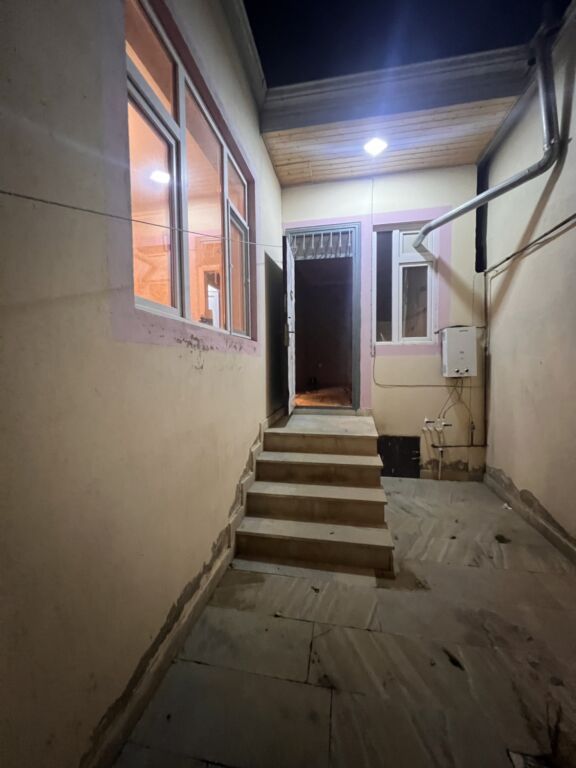 2 otaqlı, 65 kv. m, Orta təmir