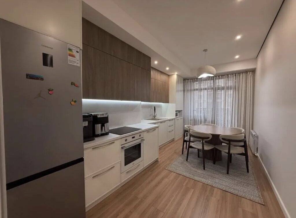 2 комнаты, 100 м², Ала-Арча ТРЦ Элитка, 11 этаж, Дизайнерский ремонт: фото 2