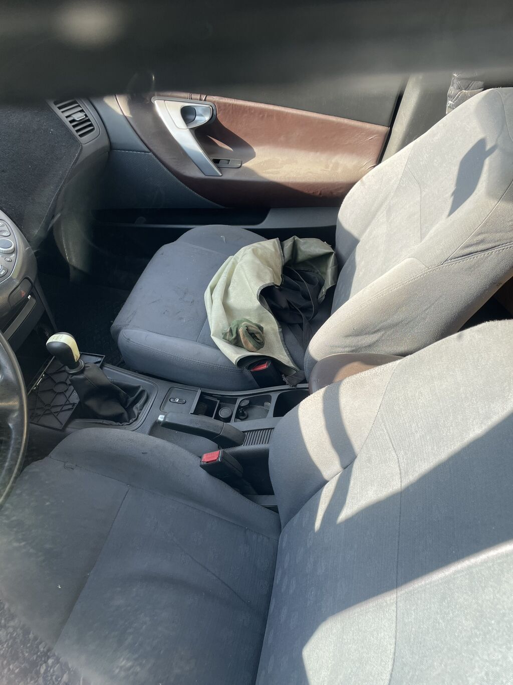Nissan Primera: 2005 г., 1.8 л, Механика, Дизель, Хэтчбэк: фото 7