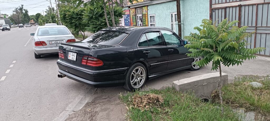 Mercedes-Benz E-Class: 1999 г., 4.3 л, Автомат, Бензин, Седан: фото 4