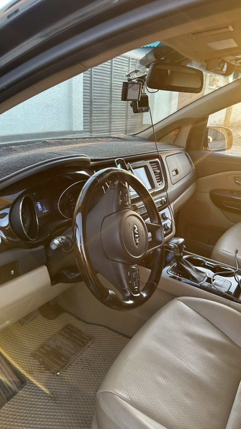Kia Carnival: 2019 г., 2.2 л, Автомат, Дизель, Минивэн: фото 5