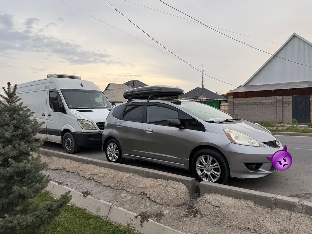 Honda Сегодня: 2009 г., 1.5 л, Автомат, Бензин, Хэтчбэк: фото 3