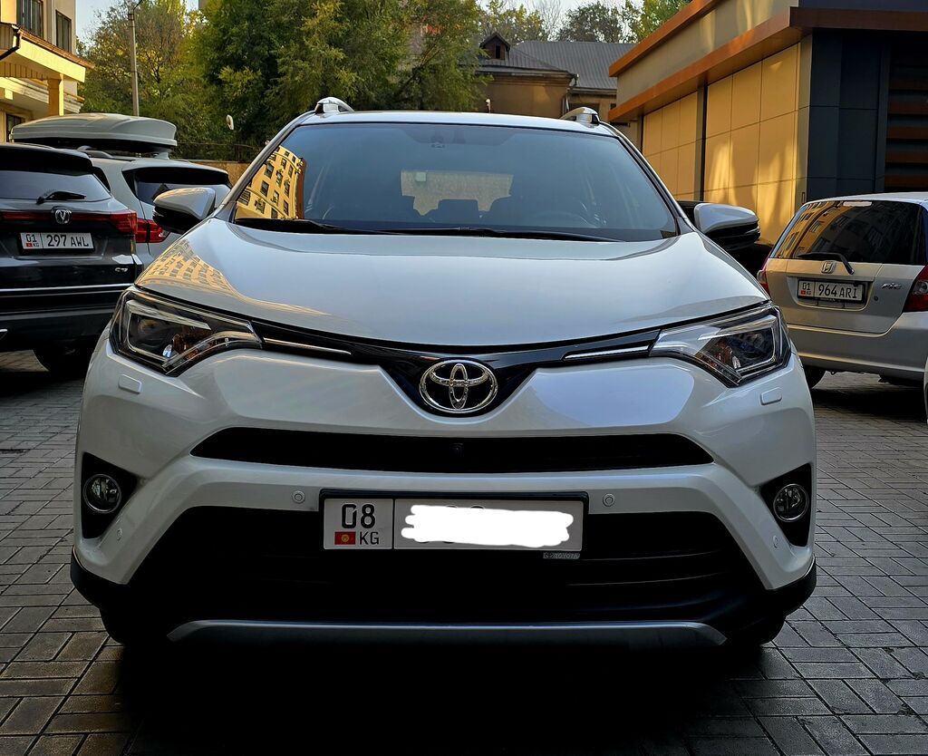 Toyota RAV4: 2016 г., 2.5 л, Автомат, Бензин, Кроссовер: фото 2