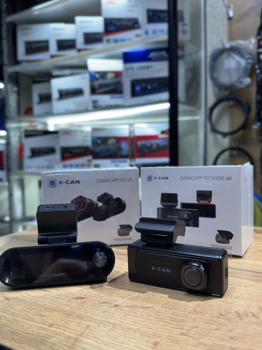 Видеорегистратор X-CAN Dashcam TECH200 4K / X3 4K Две разные модели: фото 2