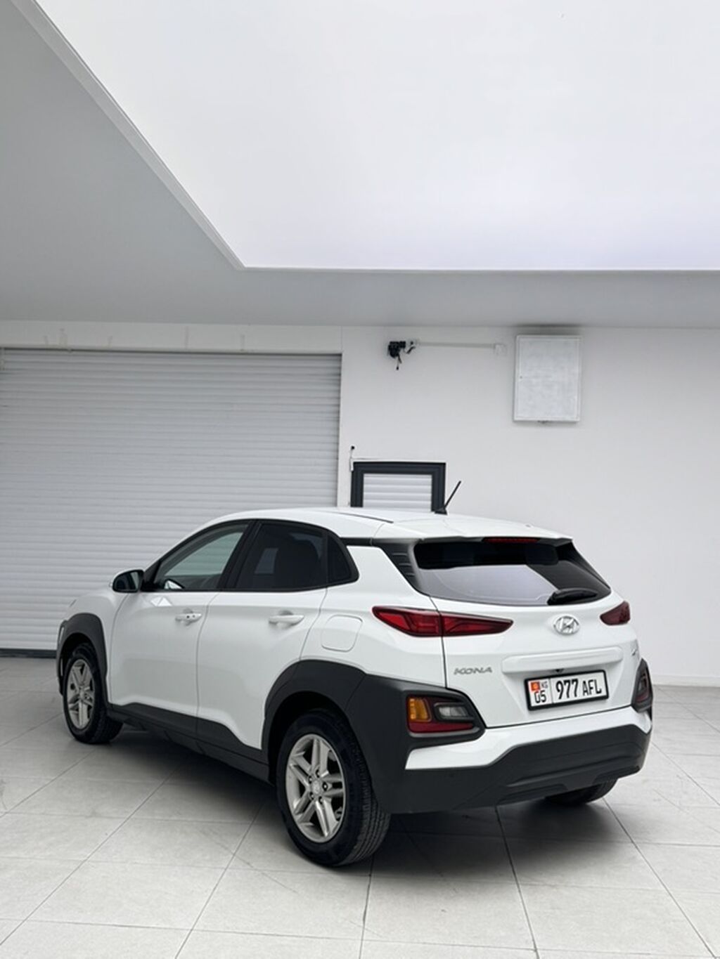 Hyundai Kona: 2018 г., 1.6 л, Автомат, Бензин, Кроссовер: фото 4