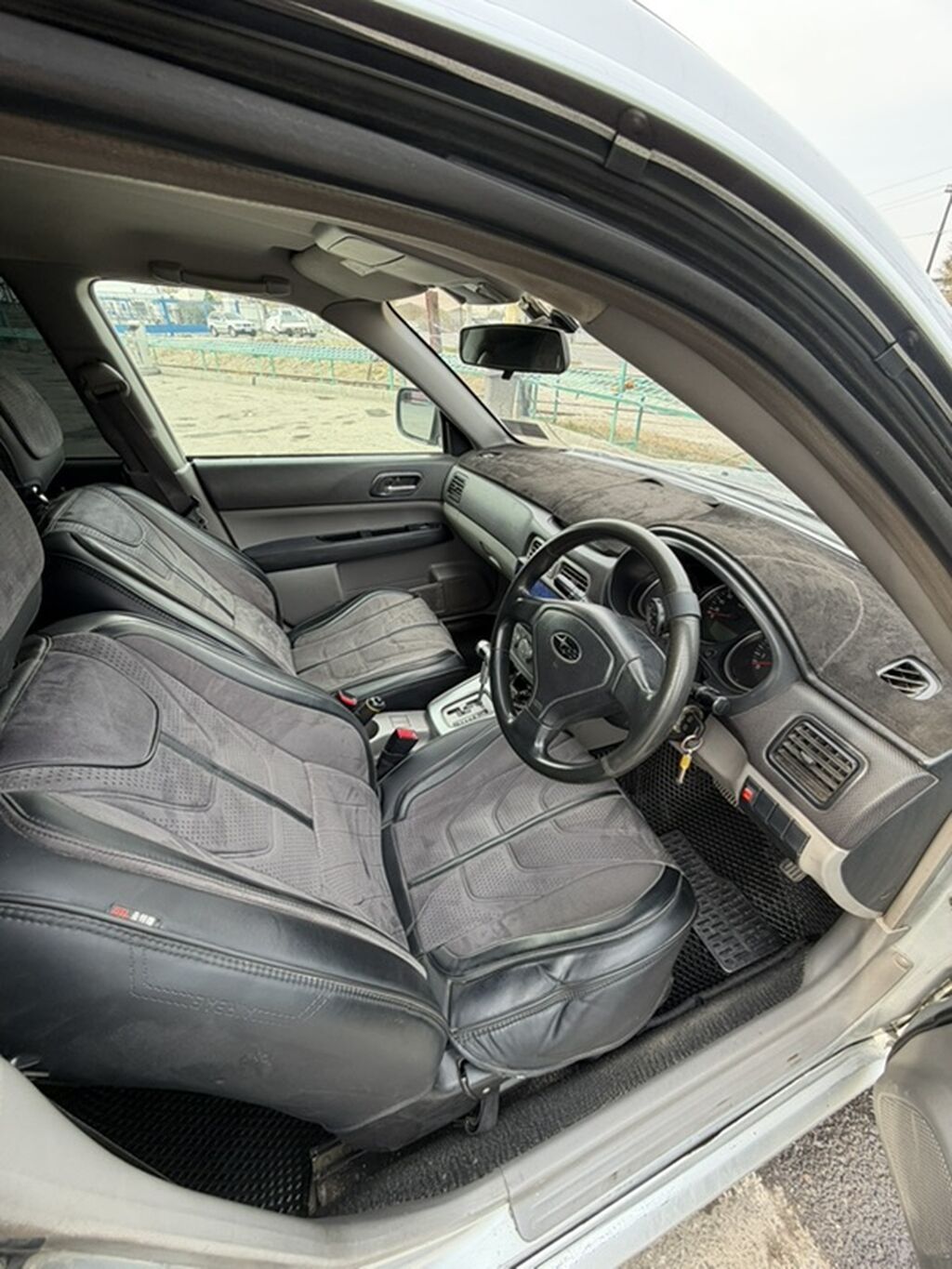 Subaru Forester: 2005 г., 2 л, Автомат, Бензин, Кроссовер: фото 3