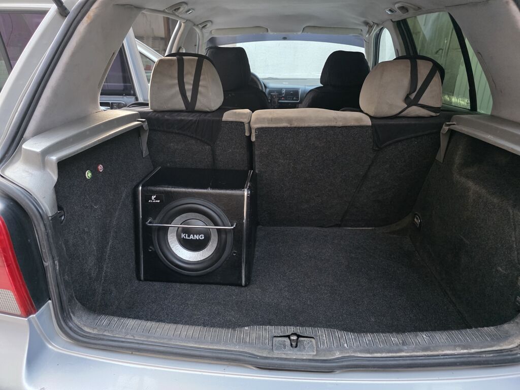 Volkswagen Golf: 1999 г., 1.4 л, Бензин, Хэтчбэк: фото 6