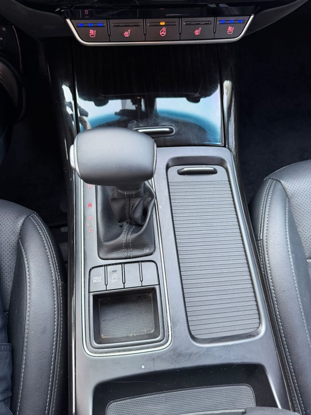 Kia Sorento: 2019 г., 2 л, Автомат, Дизель, Кроссовер: фото 8