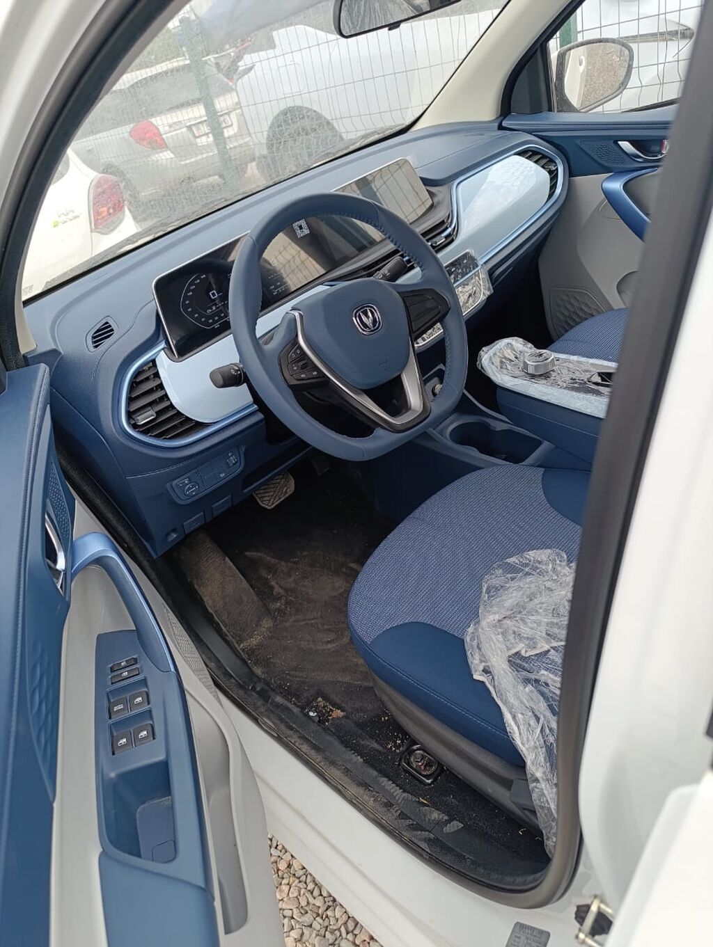Changan Benben E-Star: 2024 г., 0.1 л, Автомат, Электромобиль, Хэтчбэк: фото 2