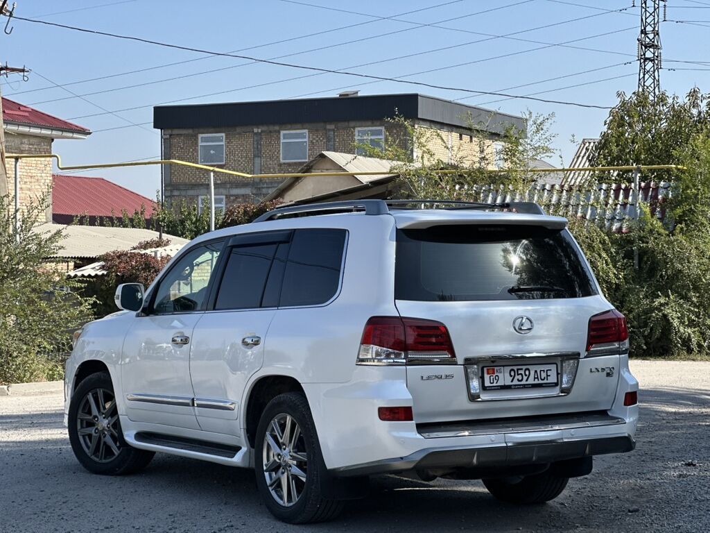 Lexus LX: 2012 г., 5.7 л, Автомат, Бензин, Внедорожник: фото 7
