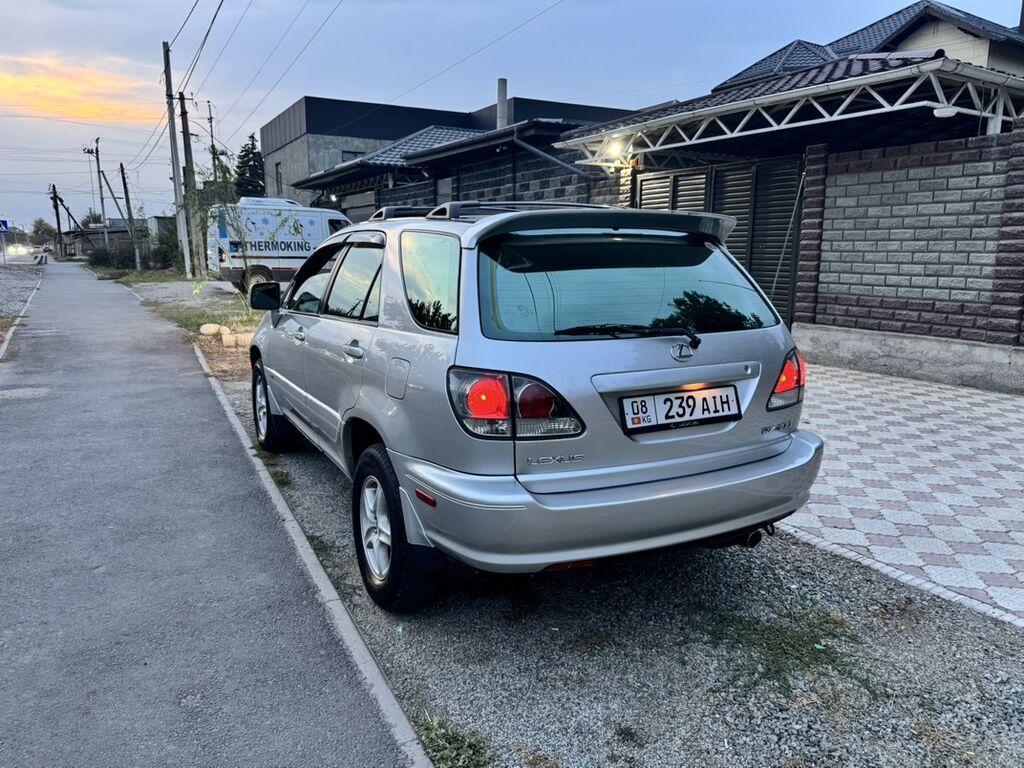 Lexus RX: 2001 г., 3 л, Автомат, Бензин, Кроссовер: фото 2