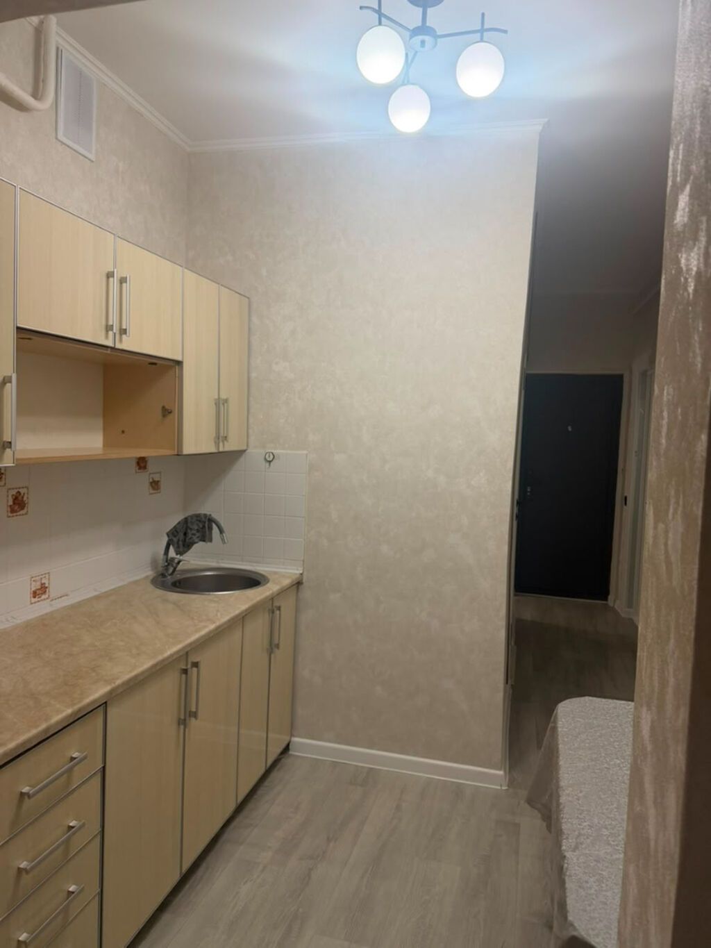 1 комната, 35 м², Центральная мечеть 105 серия, 1 этаж, Свежий ремонт: фото 7