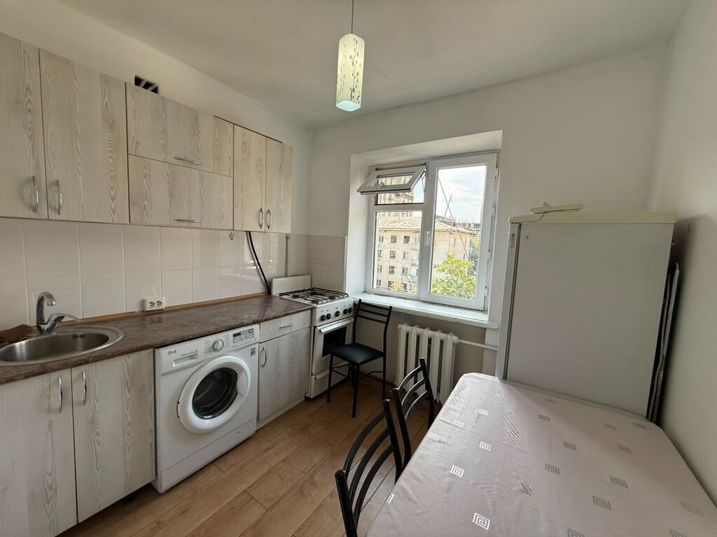 2 комнаты, 43 м², Золотой квадрат 5 этаж, Евроремонт: фото 3