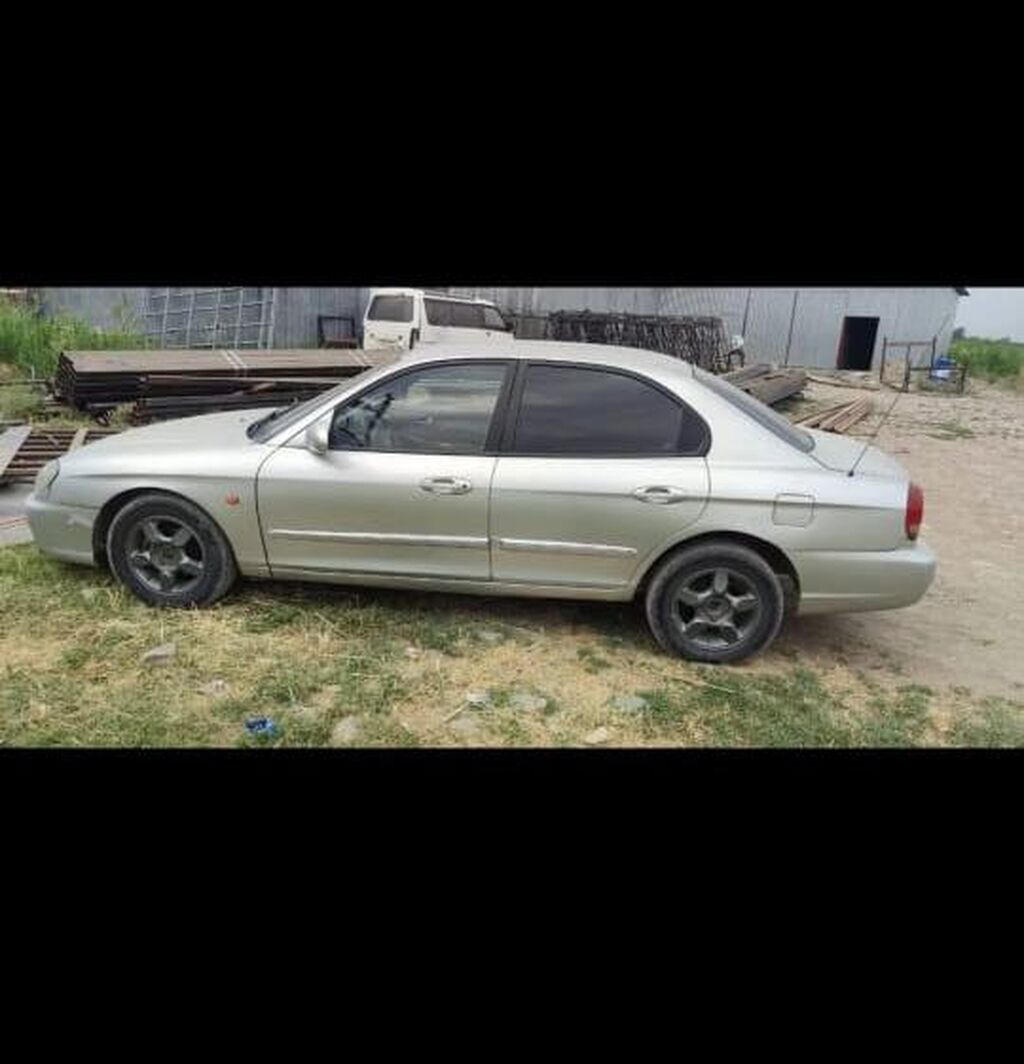 Hyundai Sonata: 1999 г., 2 л, Автомат, Бензин, Седан: фото 3