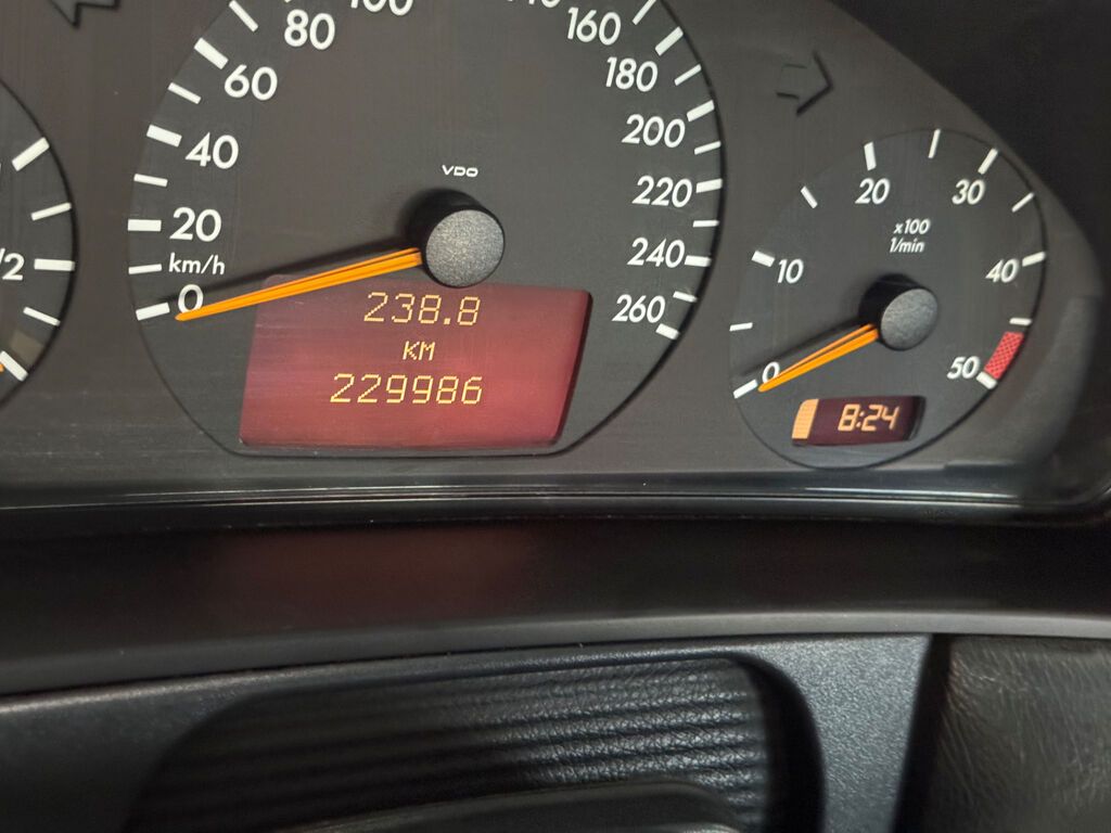 Mercedes-Benz E-Class: 2001 г., 2.7 л, Автомат, Дизель, Седан: фото 7