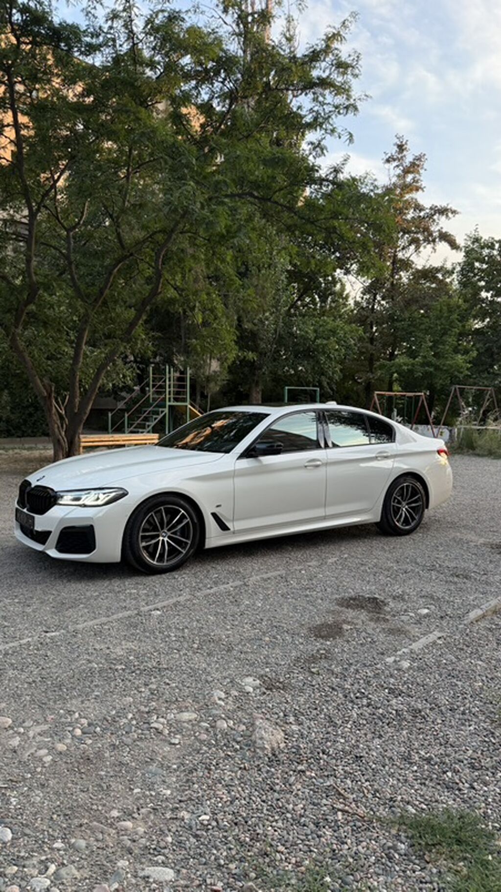 BMW 520: 2021 г., 2 л, Автомат, Бензин, Седан: фото 2