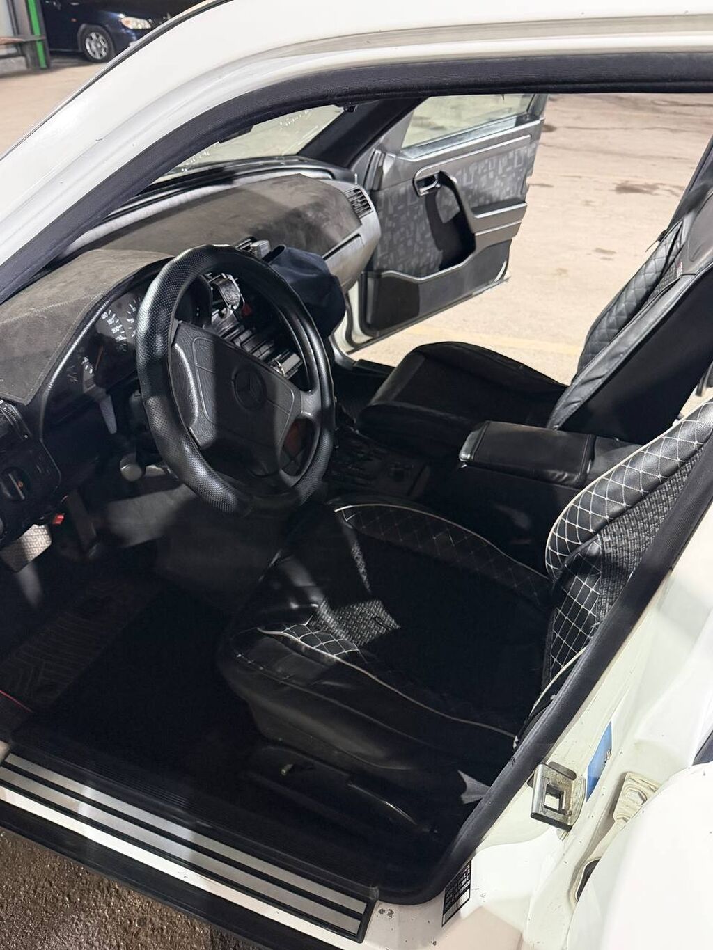 Mercedes-Benz C-Class: 1997 г., 2 л, Автомат, Бензин, Седан: фото 3
