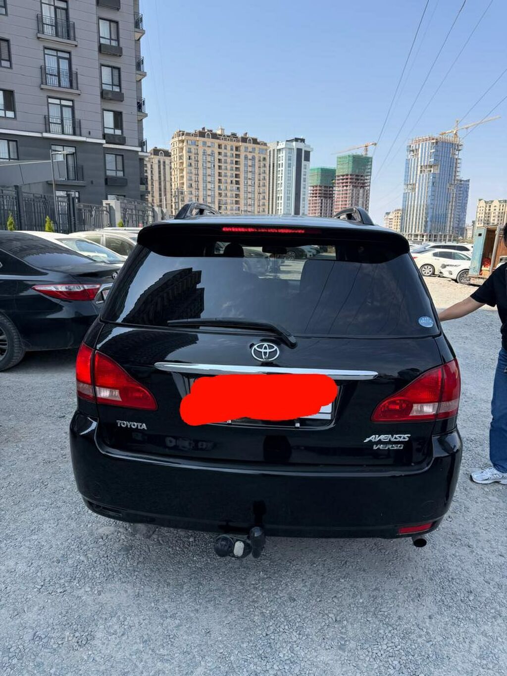 Toyota Avensis Verso: 2003 г., 2 л, Автомат, Бензин, Универсал: фото 3