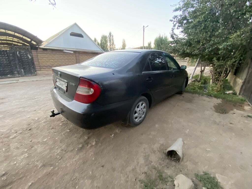 Toyota Camry: 2002 г., 2.4 л, Автомат, Бензин, Седан: фото 1