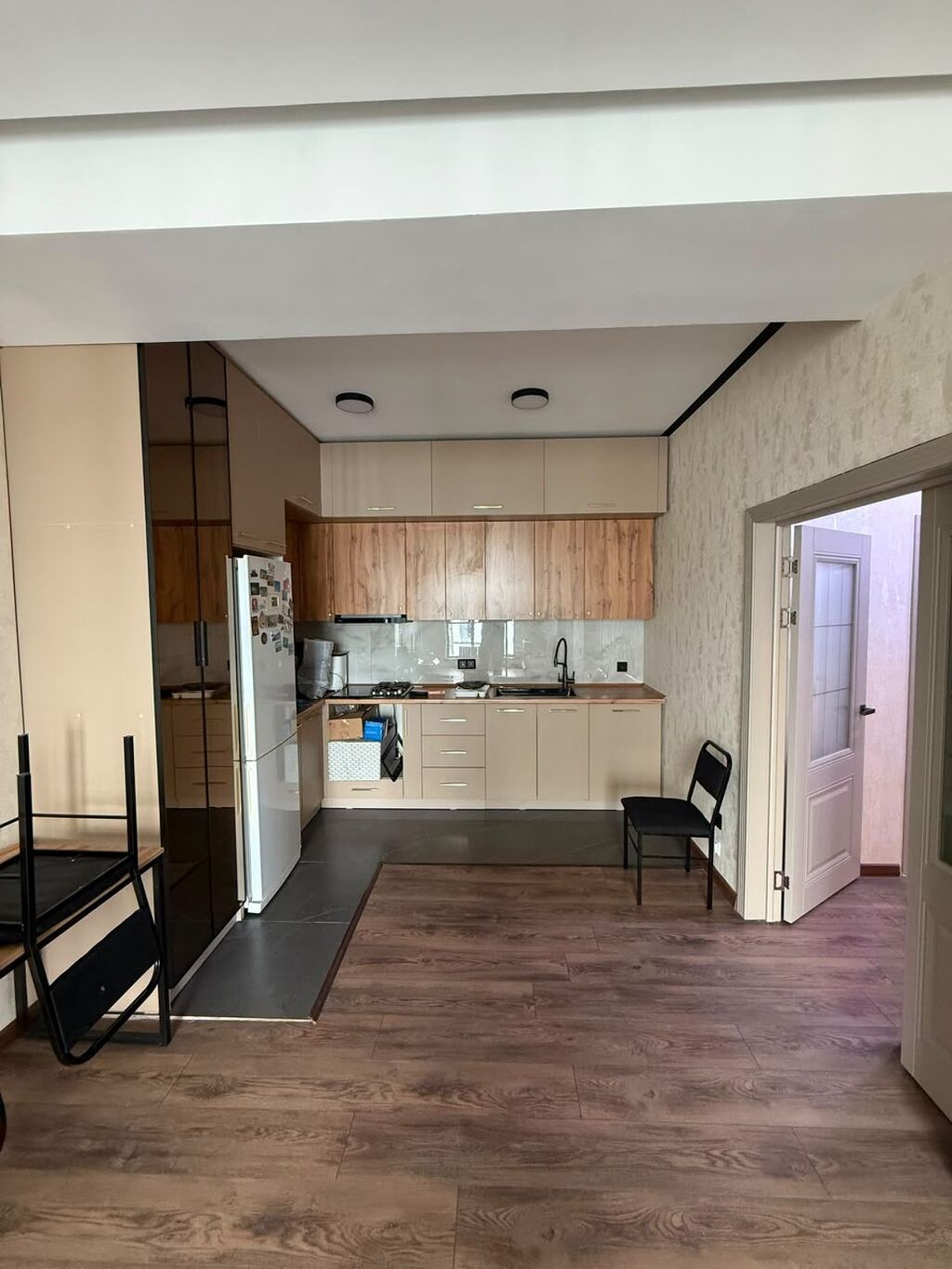 2 комнаты, 60 м², Асанбай мкр 12 этаж, Дизайнерский ремонт: фото 4