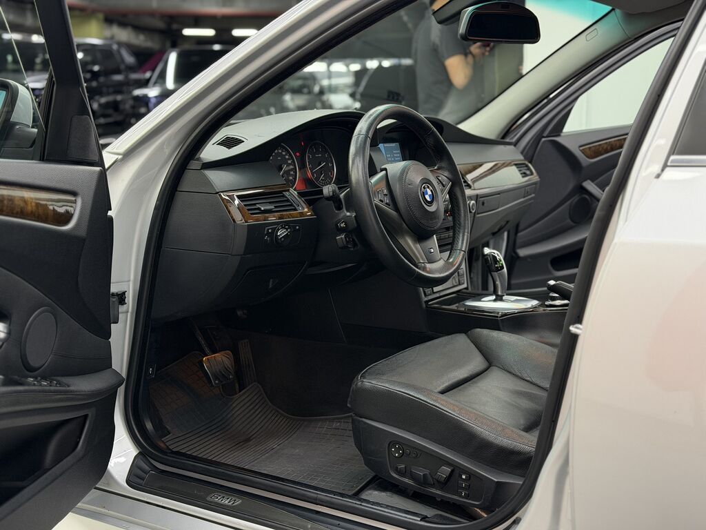 BMW 540, 2008 г., 4 л, автомат, бензин: фото 7