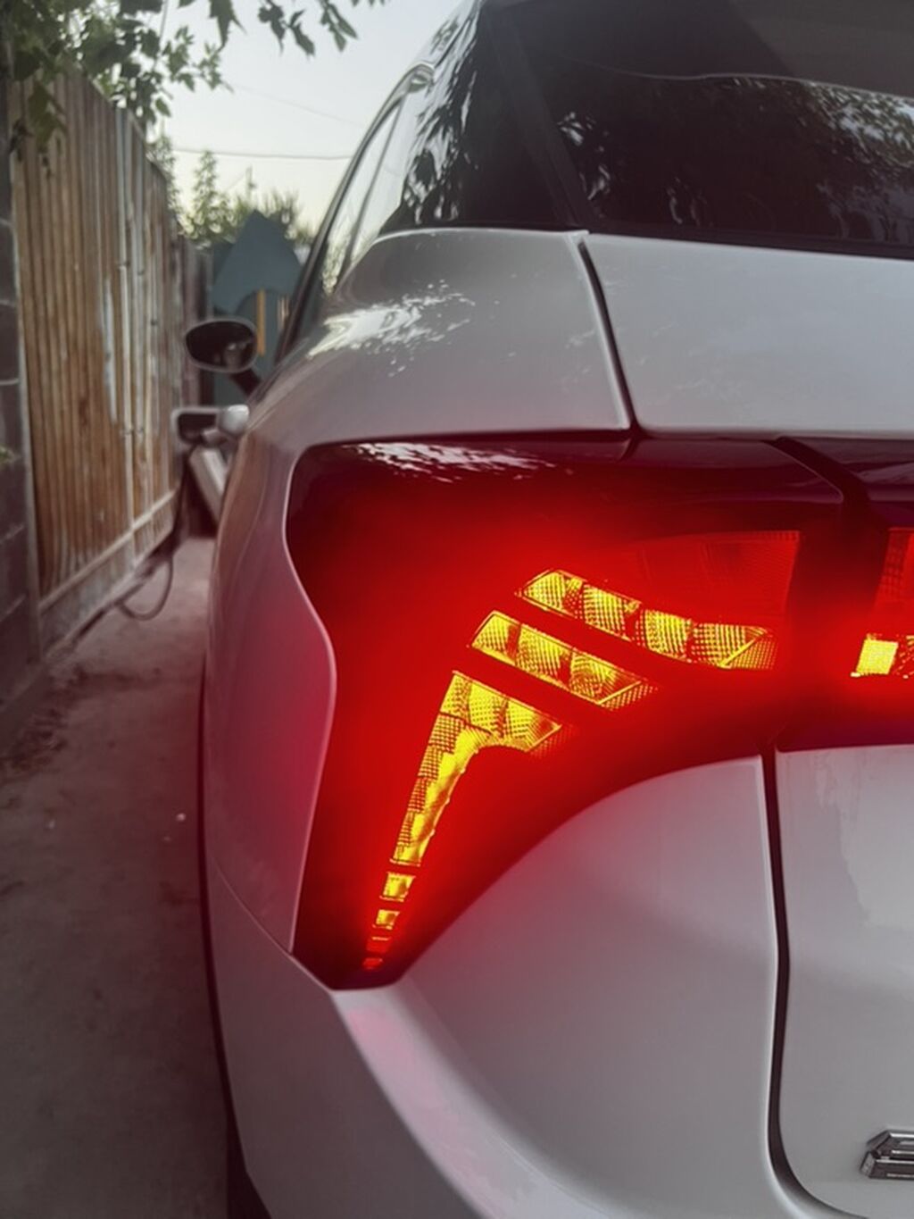 BYD : 2022 г., Автомат, Электромобиль, Кроссовер: фото 4
