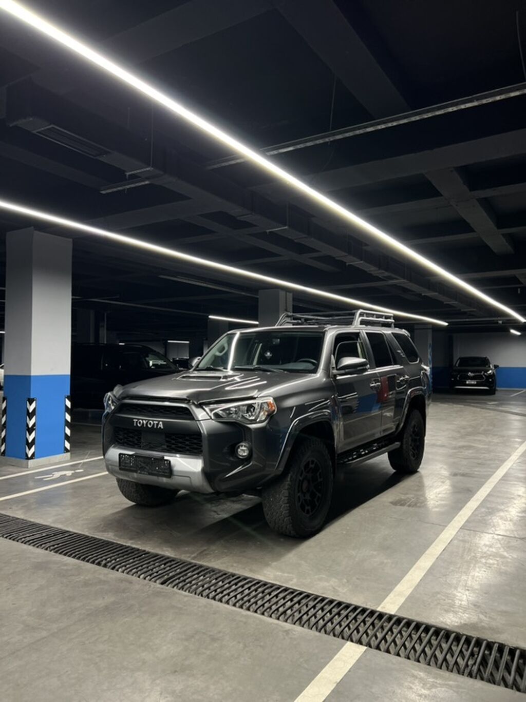 Toyota 4Runner: 2021 г., 4 л, Бензин, Внедорожник: фото 6