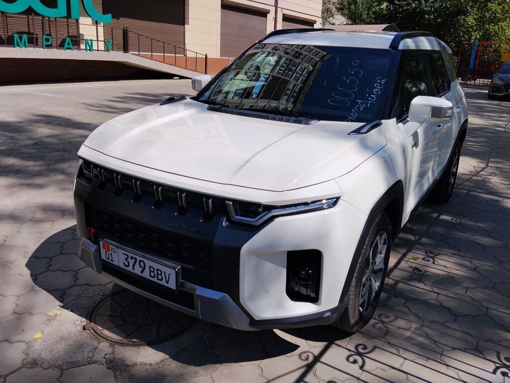 Ssangyong Torres: 2022 г., Автомат, Бензин, Внедорожник: фото 2