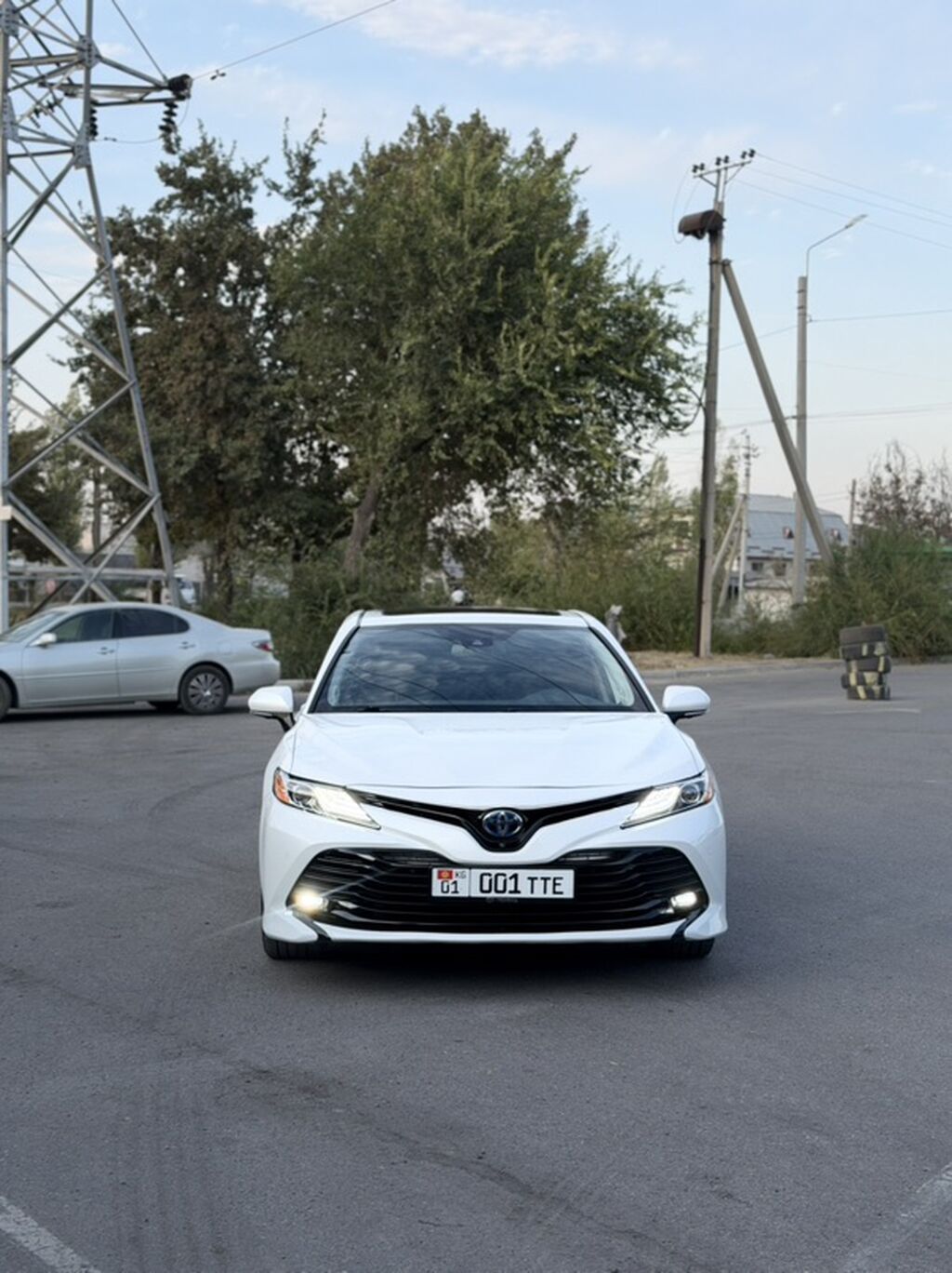 Toyota Camry: 2020 г., 2.5 л, Автомат, Бензин, Седан: фото 3