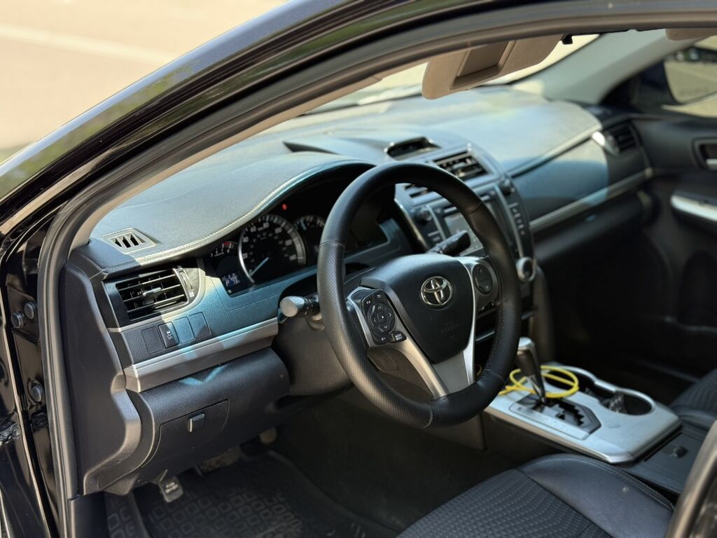 Toyota Camry: 2013 г., 2.5 л, Автомат, Бензин, Седан: фото 3