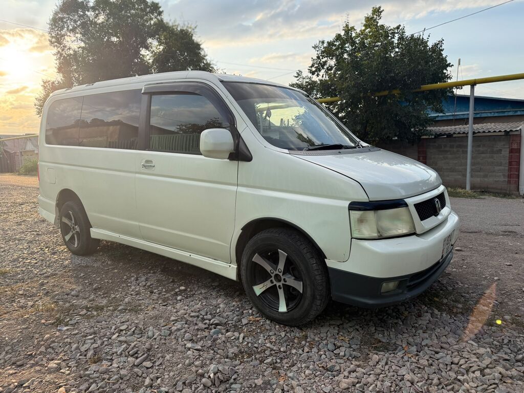 Honda Stepwgn: 2002 г., 2 л, Автомат, Бензин, Минивэн: фото 7