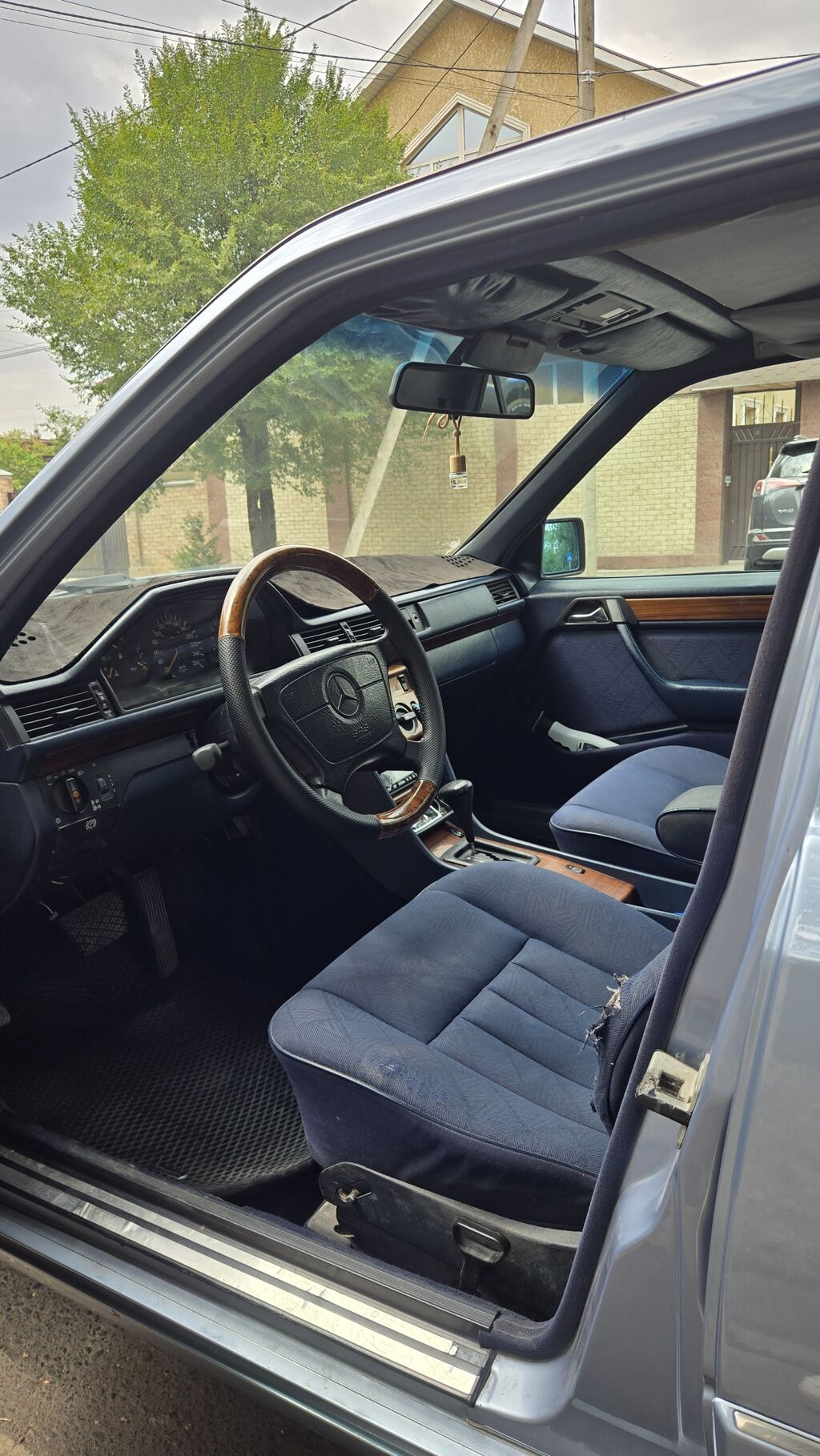 Mercedes-Benz W124: 1993 г., 2.8 л, Автомат, Бензин, Седан: фото 5