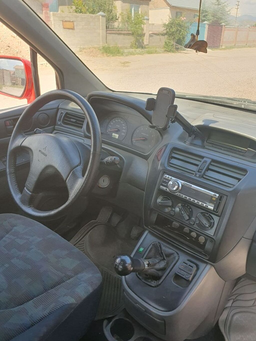 Mitsubishi RVR: 1999 г., 2.4 л, Механика, Бензин, Кроссовер: фото 8
